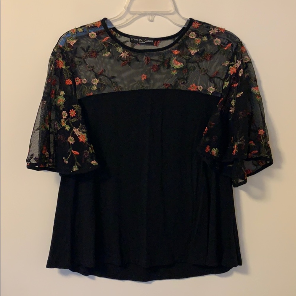 Kim & Cami blouse